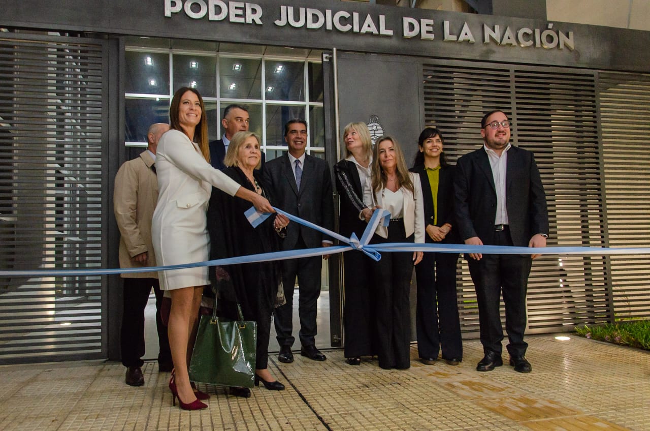 CAPITANICH INAUGURÓ EL NUEVO EDIFICIO DE LA JUSTICIA FEDERAL EN RESISTENCIA, “MOTIVO DE SATISFACCIÓN Y ORGULLO”, DIJO.
