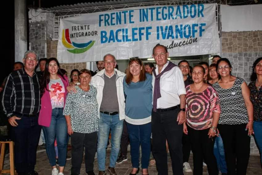 LA DIPUTADA PÉREZ OTAZÚ ACOMPAÑÓ LA RATIFICACIÓN DE LA CANDIDATURA DE BACILEFF IVANOFF A LA GOBERNACIÓN. 