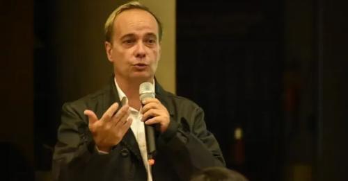 LA LIBERTAD AVANZA CRUZÓ A PEREZ PONS.