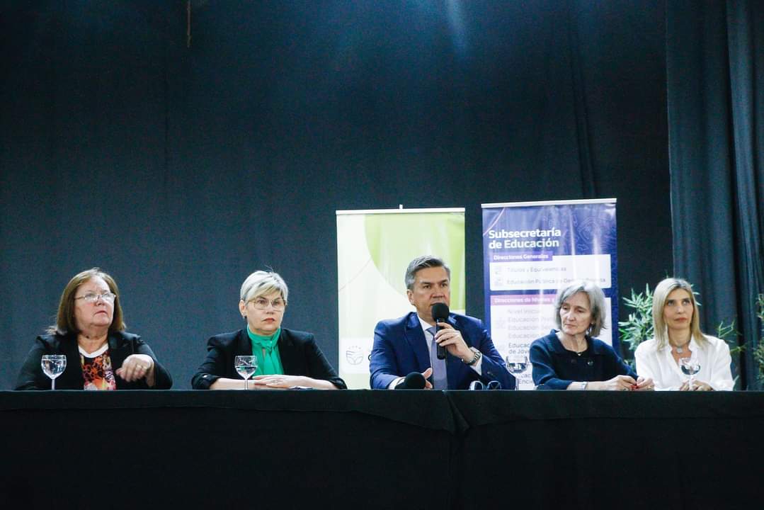 EL GOBIERNO CREÓ EQUIPOS INTERDISCIPLINARIOS PARA GARANTIZAR LA INCLUSIÓN EDUCATIVA EN TODA LA PROVINCIA.