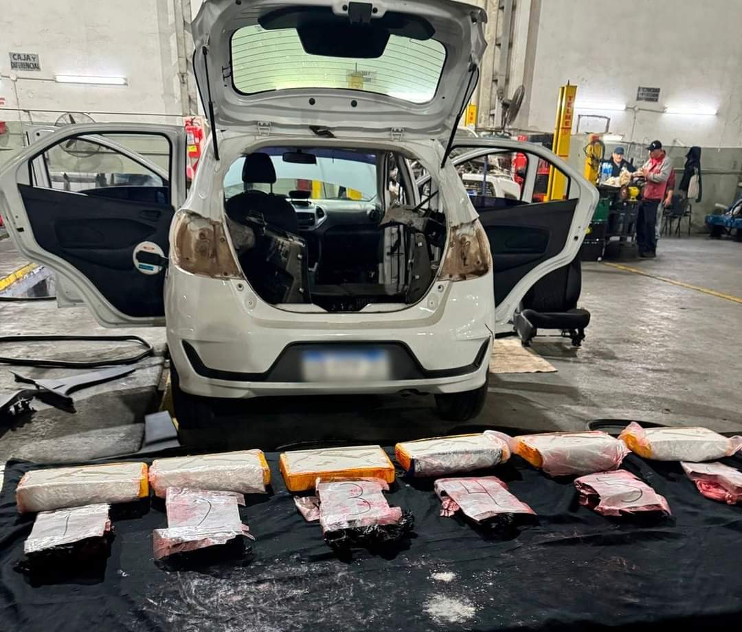 NARCOPIQUETERA INVOLUCRADA Y DETENIDA CON 6 KILOS DE COCAÍNA: TENÍA UNA FUNDACIÓN Y COOPERATIVA.