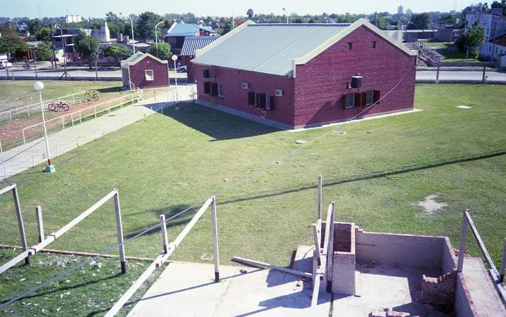 UN 27 DE AGOSTO SE INAUGURABA EL POLIDEPORTIVO JAIME ZAPATA.