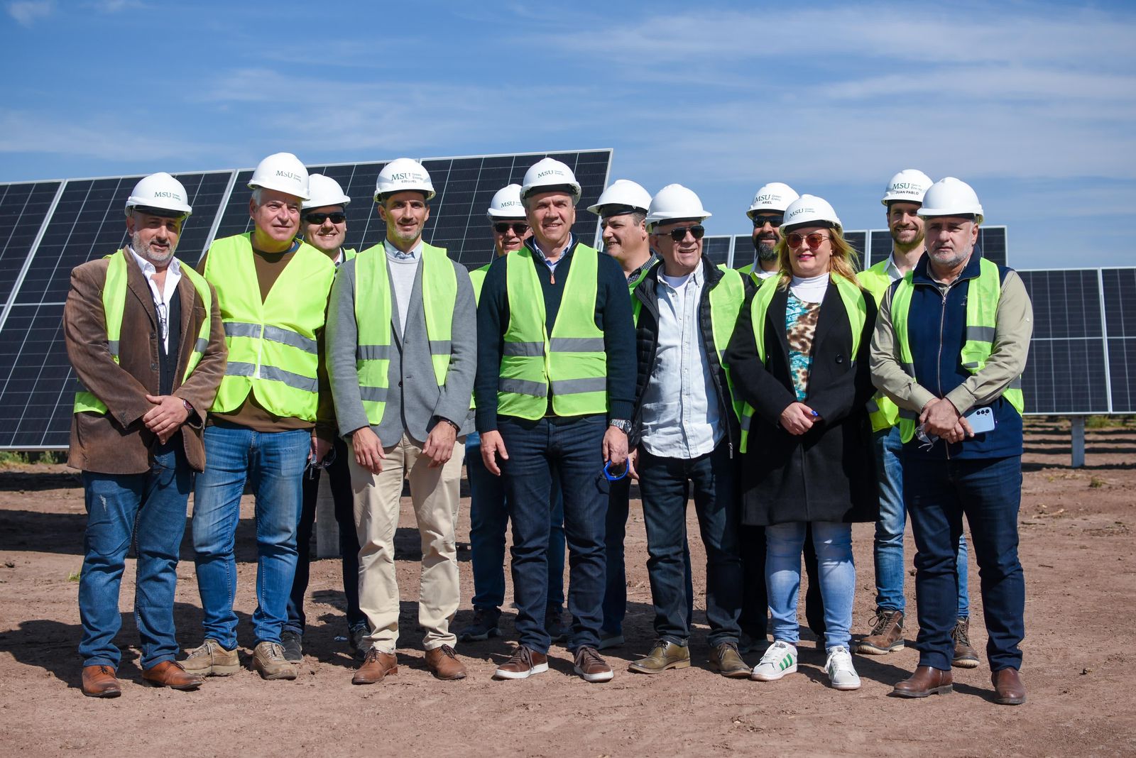 EL GOBERNADOR CONSTATÓ EL AVANCE DEL PARQUE SOLAR DE PAMPA DEL INFIERNO: SE INCORPORAN 130 MEGAVATIOS Y MÁS DE 220.300 PANELES.