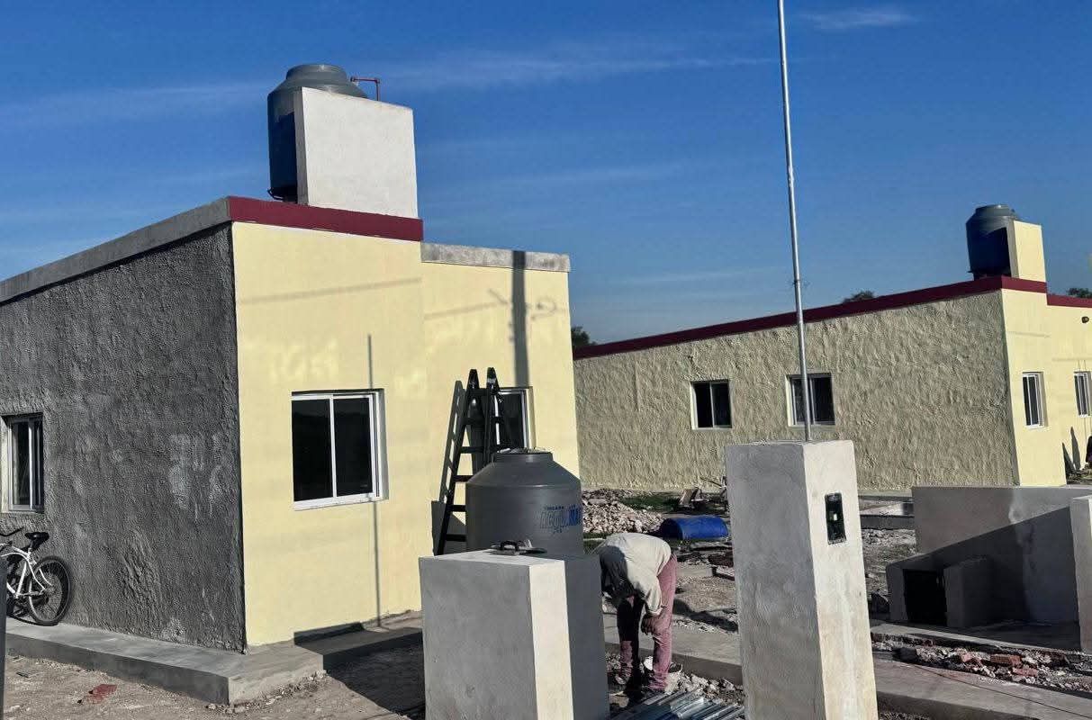 AVANZA LA CONSTRUCCIÓN DE VIVIENDAS RECUPERADAS EN COSTA INÉ, MARGARITA BELÉN.