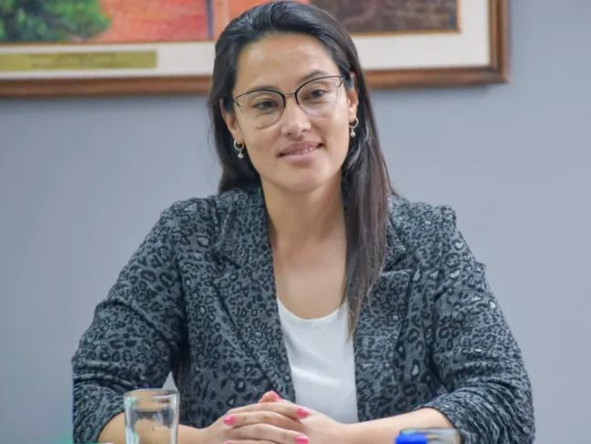 LA MINISTRA GALARZA DESMINTIÓ CORTES EN EL SERVICIO DE COMEDORES ESCOLARES: “ES INFORMACIÓN FALSA Y MALINTENCIONADA”.