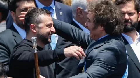 MILEI HABLARÁ POR TELÉFONO CON ZELENSKI, PREVIO AL ENCUENTRO ENTRE TRUMP Y PUTIN.