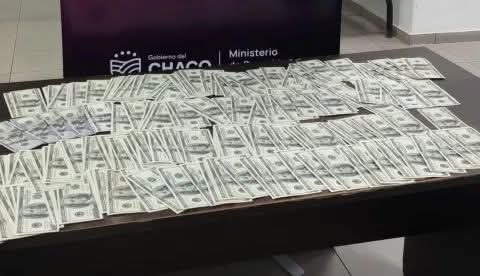 TENÍA 23.500 DÓLARES Y NO PUDO JUSTIFICAR SU ORÍGEN: LA POLICÍA SECUESTRÓ EL DINERO. 