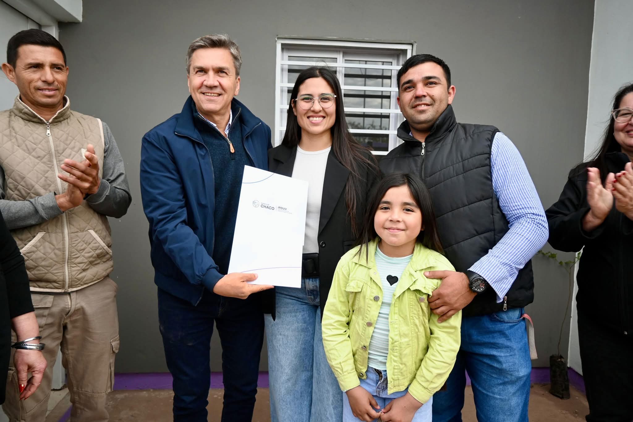 PLAN PROVINCIAL DE VIVIENDAS: FAMILIAS DE TACO POZO YA DISFRUTAN DE SU CASA PROPIA.