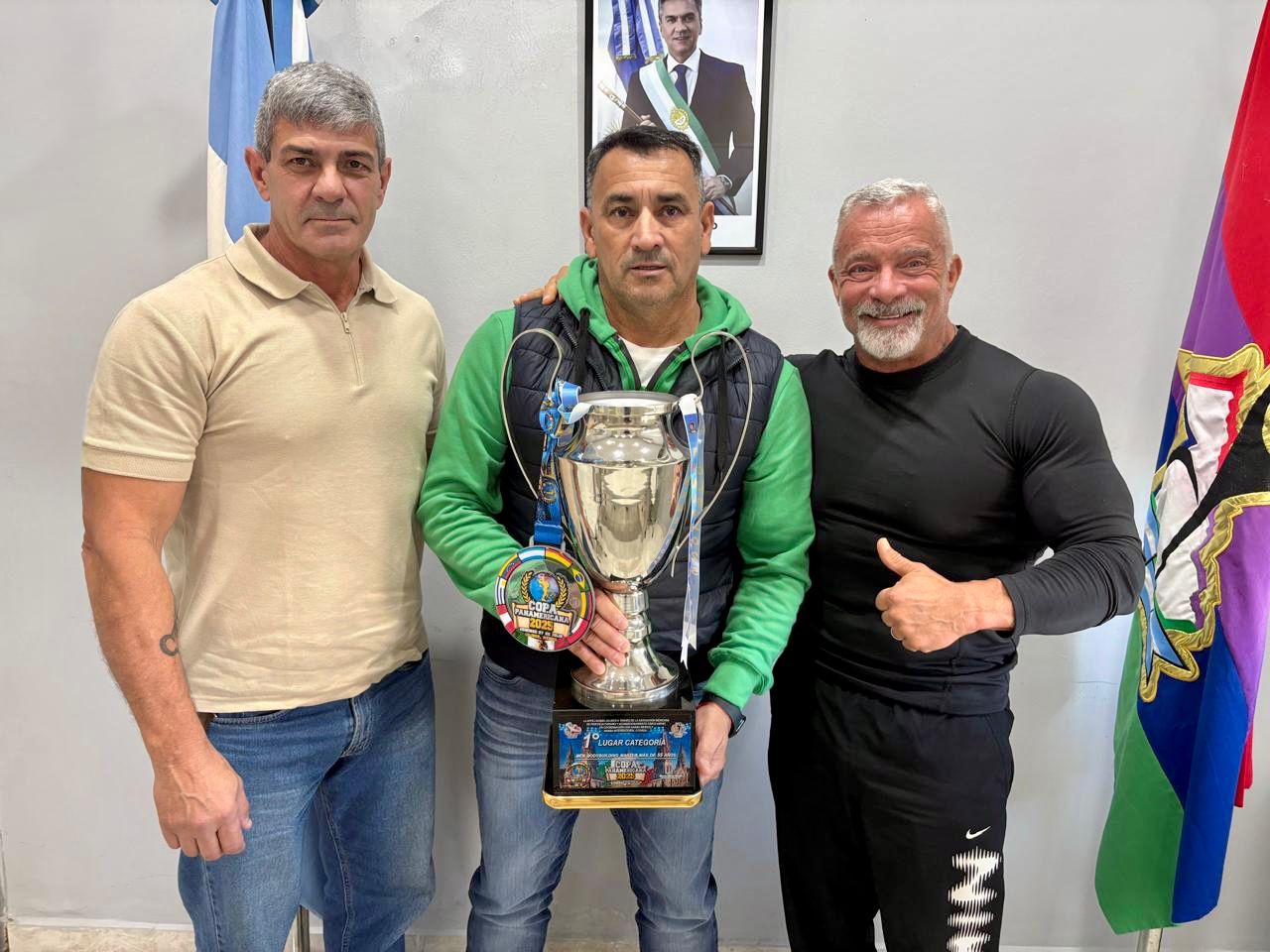 DEPORTES RECIBIÓ AL CAMPEÓN PANAMERICANO DE FISICOCULTURISMO MARIO MONFARDINI.