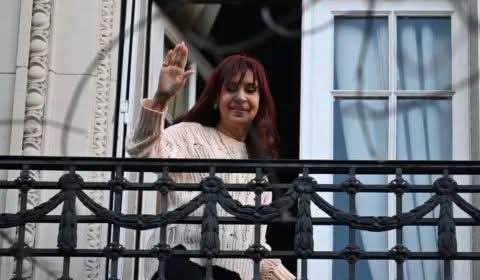 CRISTINA KIRCHNER SOLICITA FRENAR EL DECOMISO DE BIENES: 