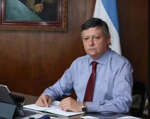 DEUDA HEREDADA: PEPPO APUNTÓ A CAPITANICH COMO EL MAS RESPONSABLE ENTRE EXGOBERNADORES. 