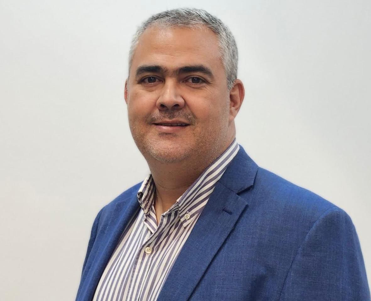 GUTIÉRREZ: “VALLEJOS VENDIÓ LOS IDEALES POR UN CARGUITO Y FUE PARTE DE LA PEOR GESTIÓN DE LA HISTORIA”.