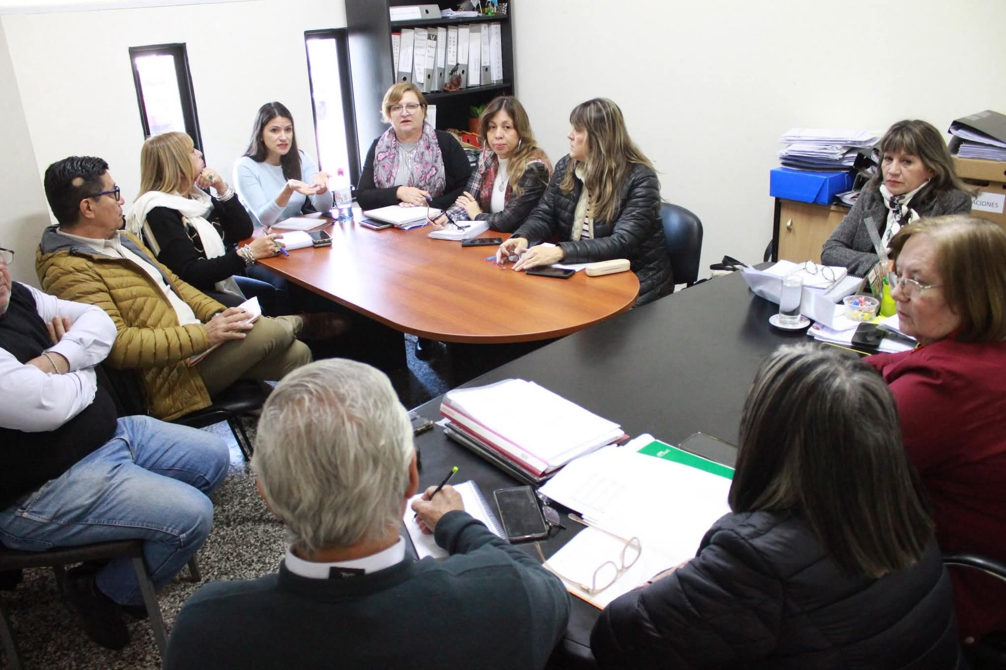 AUTORIDADES EDUCATIVAS UNIFICARON CRITERIOS SOBRE PROCEDIMIENTOS CON LAS JUNTAS DE CLASIFICACIÓN DE NIVEL PRIMARIO.