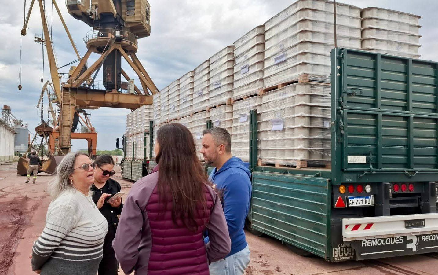 DESDE EL PUERTO DE BARRANQUERAS SE REALIZÓ UNA EXPORTACIÓN HISTÓRICA DE HILADO DE ALGODÓN.