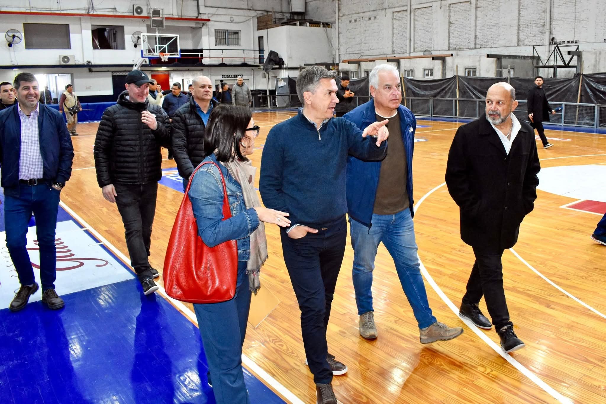 RESISTENCIA: EL GOBERNADOR ZDERO CONSTATÓ EL AVANCE DE LAS OBRAS EN EL CLUB VILLA SAN MARTÍN.