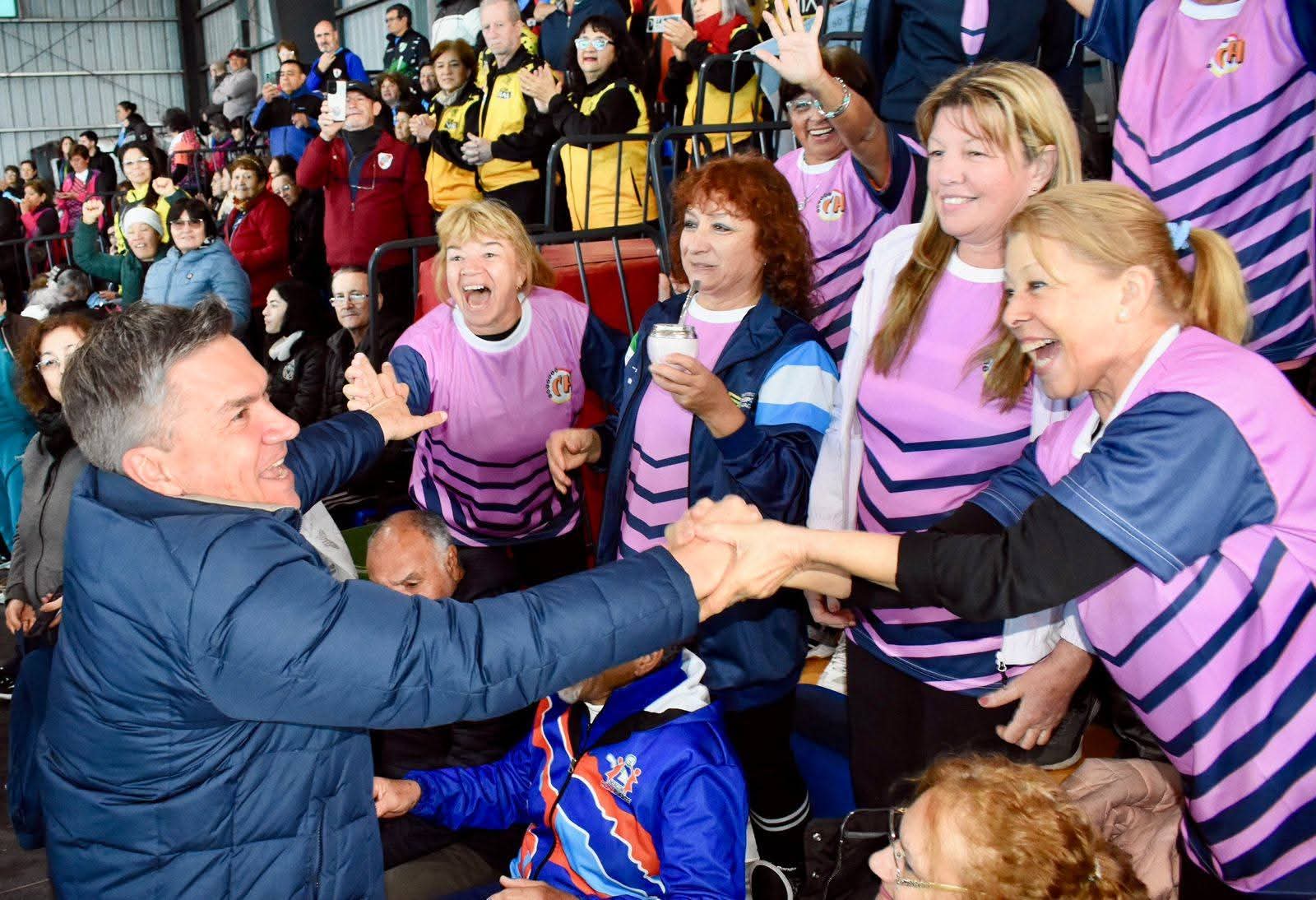 CHACO JUEGA: EL GOBERNADOR ZDERO DIO APERTURA A LA INSTANCIA FINAL EN LA MODALIDAD ADULTOS MAYORES.