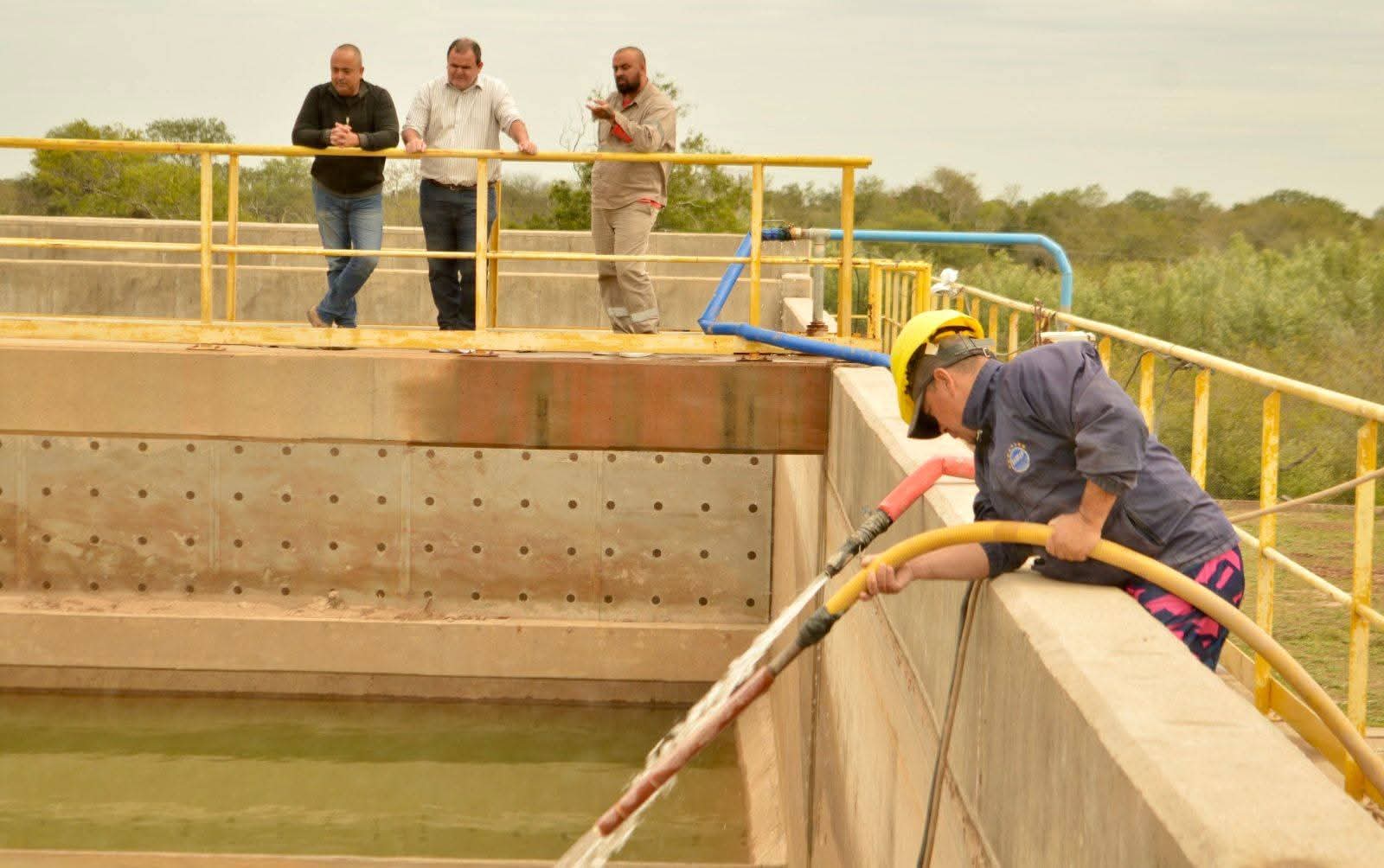 PUERTO LAVALLE: SAMEEP EJECUTA ACCIONES EN LA PLANTA POTABILIZADORA PARA MANTENER LA CALIDAD Y CONTINUIDAD DEL SERVICIO.