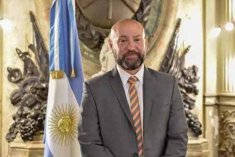 ENCONTRARON AL EXDIRECTOR DE LA ANDIS Y LE SECUESTRARON EL TELÉFONO.