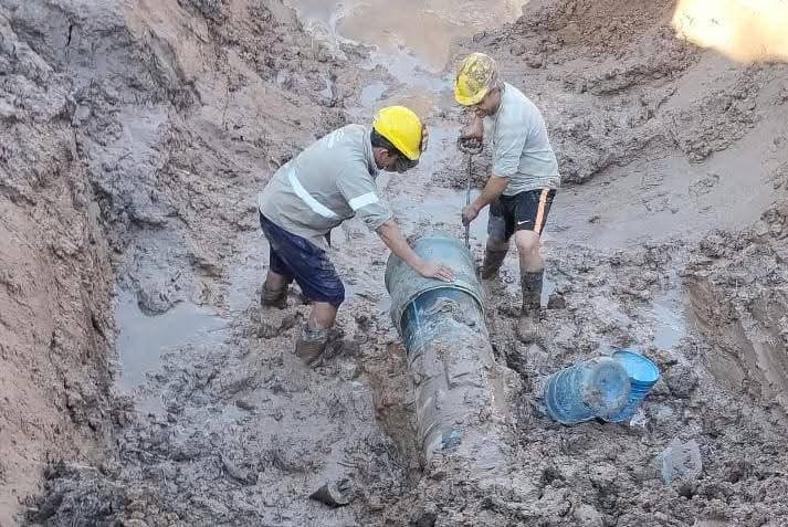 PRESIDENCIA ROCA: SAMEEP FINALIZÓ LA REPARACIÓN DE UN TRAMO DEL ACUEDUCTO DE LAS SIETE LOCALIDADES.