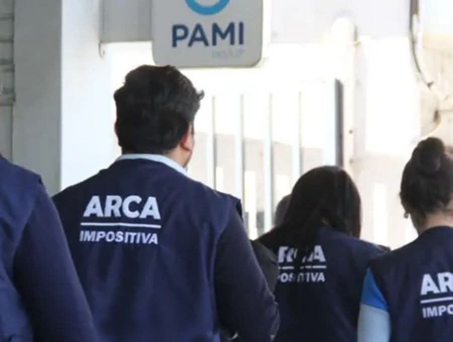 POR ORDEN DE LA JUSTICIA FEDERAL, ALLANARON LA OFICINA DEL NUEVO TITULAR DE PAMI EN CHACO.