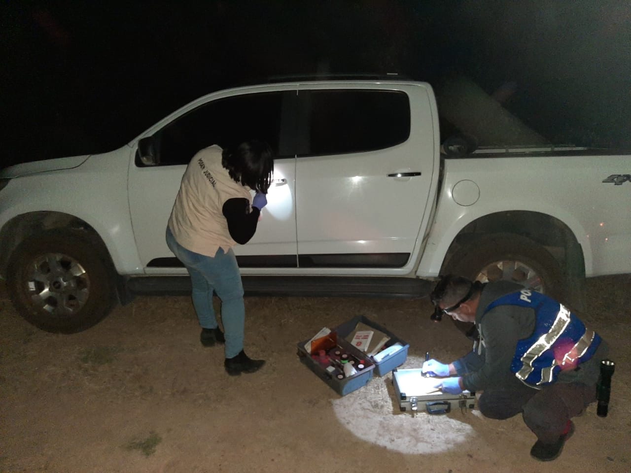 VILLA RÍO BERMEJITO: ROBO A MANO ARMADA Y AMENAZA CON ARMAS.