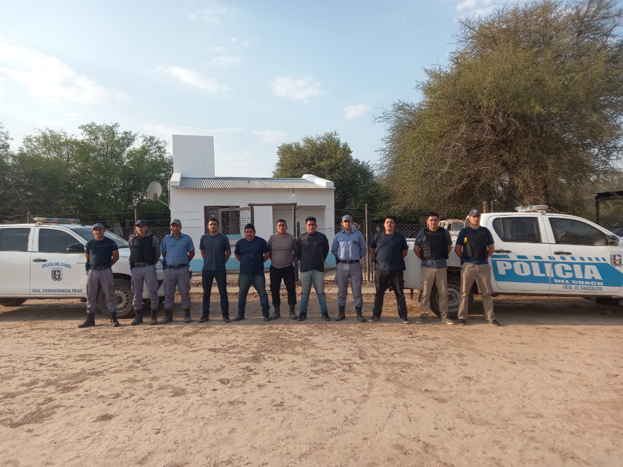 SAUZALITO: PELIGROSO HOMBRE ARMADO, EFECTUÓ DISPAROS CONTRA AGENTES POLICIALES Y AMENAZÓ DE MUERTE A UN VECINO. 