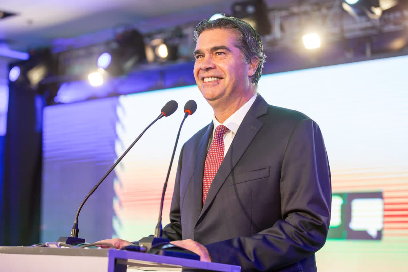 EN SU PRESENTACIÓN, CAPITANICH PROPUSO TRES GRANDES OBJETIVOS DE CARA A UNA PROXIMA GESTIÓN: ACCESO A VIVIENDAS, TÍTULOS DE PROPIEDAD Y MAS EMPLEO. 