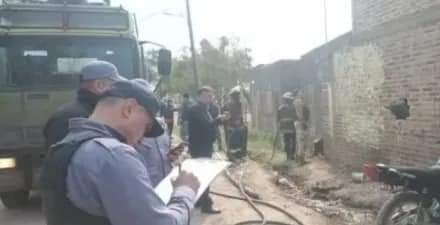 HUBO 7 DETENIDOS Y 4 POLICÍAS HERIDOS EN UNA TRIFULCA POR UN TERRENO EN BARRANQUERAS.