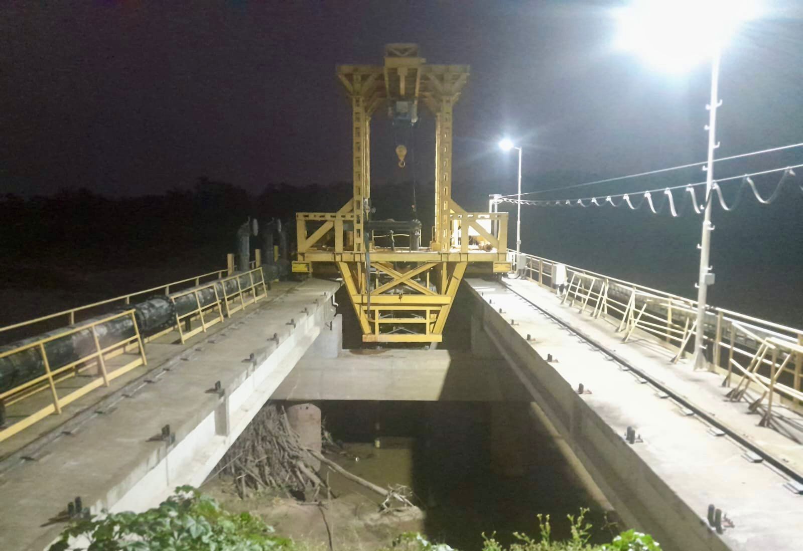 PRESIDENCIA ROCA: SAMEEP INSTALÓ NUEVOS EQUIPOS DE ILUMINACIÓN LED EN DISTINTAS ÁREAS DE LA PLANTA POTABILIZADORA.
