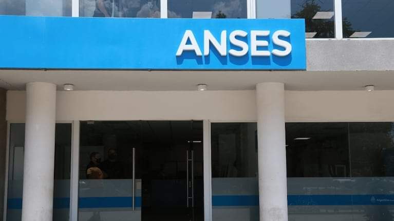 HABRÁ BONO DE REFUERZO DE $70.000 PARA JUBILADOS Y PENSIONADOS DE ANSES DURANTE SEPTIEMBRE.