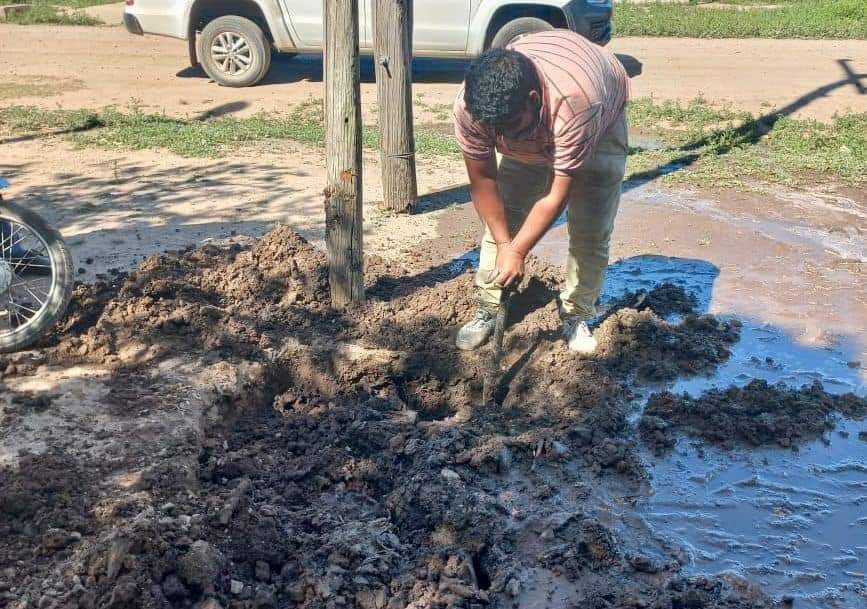 TRES ISLETAS: DESPUÉS DE 20 AÑOS VUELVE EL AGUA A LA VILLA RURAL CARLOS PALACIOS.