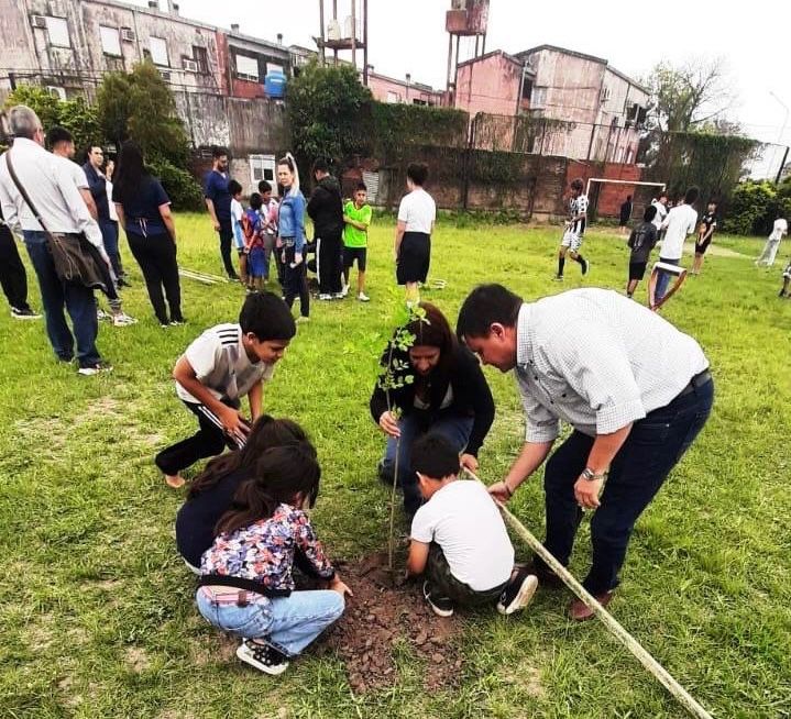 EDUCACIÓN SE SUMÓ A LA CAMPAÑA “CHACO PLANTA VIDA”.