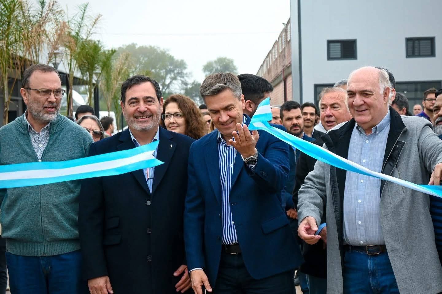 EL GOBERNADOR ZDERO ACOMPAÑÓ LA INAUGURACIÓN DEL PARQUE INDUSTRIAL Y LOGÍSTICO NEXO CAPITAL Y ENTREGÓ CRÉDITOS POR MÁS DE $300 MILLONES.