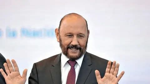 FORMOSA ELIMINÓ LA REELECCIÓN INDEFINIDA, PERO INFRÁN PODRÁ SER CANDIDATO EN 2027.