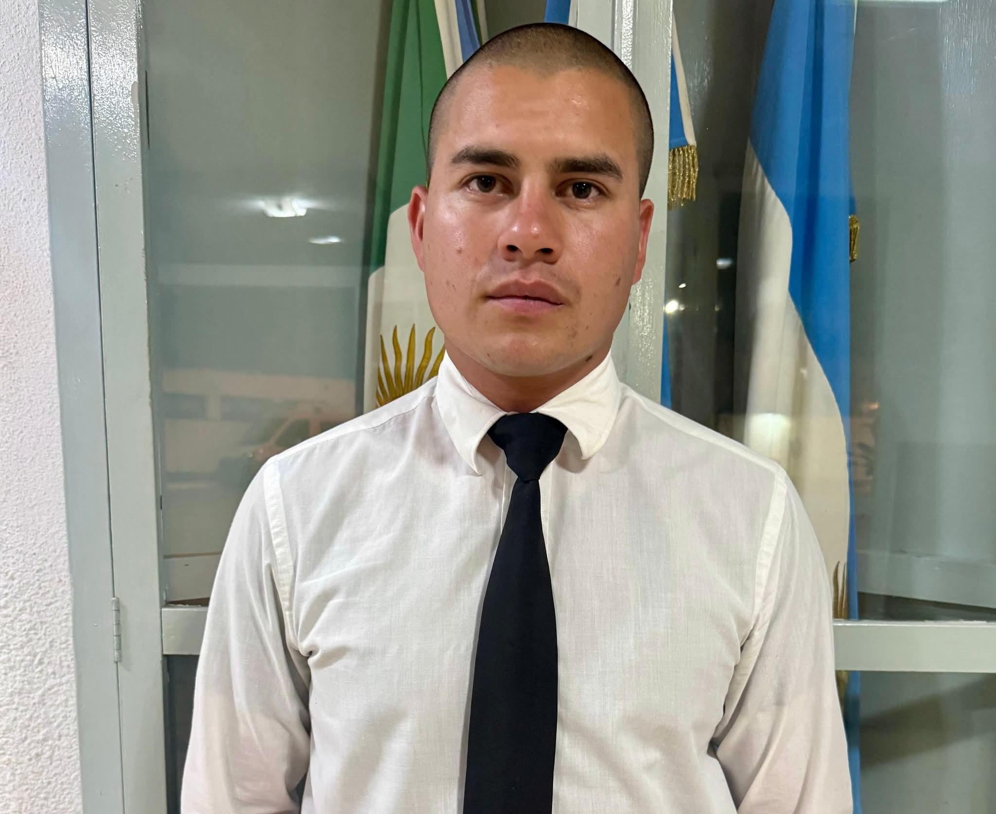 RESISTENCIA: UN ALUMNO DE LA ESCUELA DE POLICÍA EVITÓ UN ARREBATO FRENTE A LA ESCUELA N° 75.