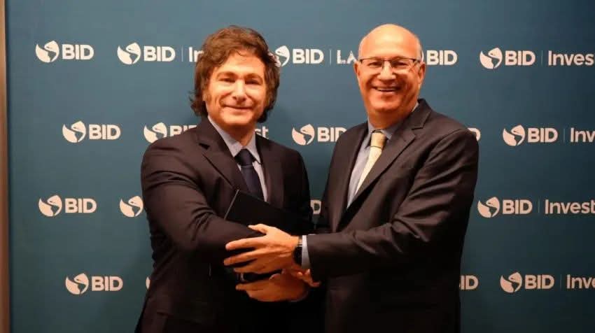 EL BID TAMBIÉN AMPLIARÁ SU APOYO AL PAIS: ADELANTARÁ DESEMBOLSOS POR US$ 3.900 MILLONES.
