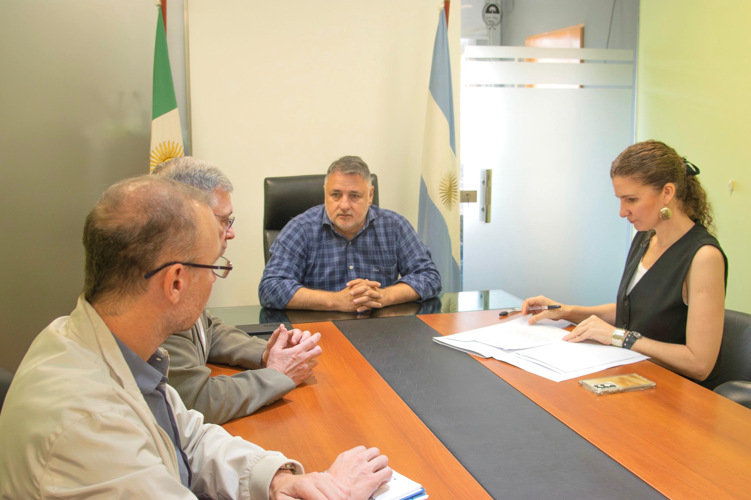 CHACO AVANZA EN TRANSPARENCIA: GOBIERNO Y APA FIRMARON UN ACUERDO PARA LA MODERNIZACIÓN DE DATOS CATASTRALES.