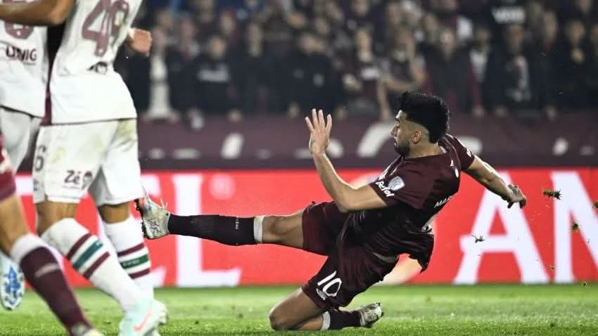 CON UN GOL AGÓNICO, LANÚS LE GANÓ A FLUMINENSE Y VA A BRASIL CON UNA VENTAJA DE 1 A 0.