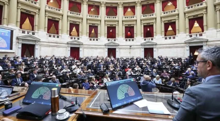 EN DIPUTADOS RECHAZARON LOS VETOS DE MILEI AL FINANCIAMIENTO UNIVERSITARIO Y AL GARRAHAN 