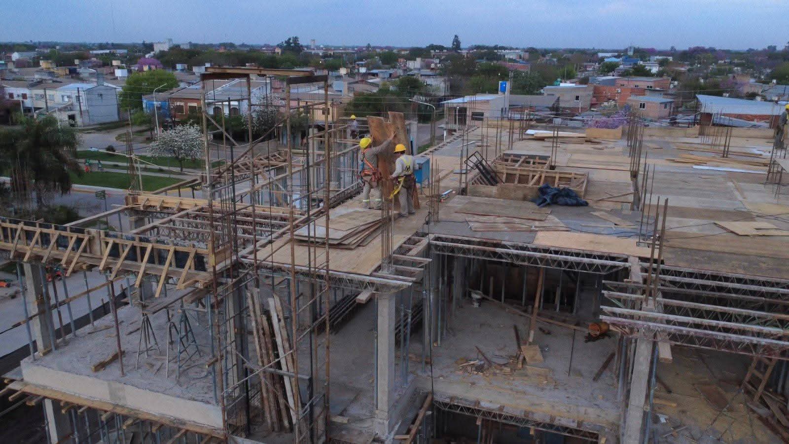 AVANZA CON FIRMEZA LA CONSTRUCCIÓN DEL EDIFICIO FIDEOICOMISO PIACENTINI EN RESISTENCIA.