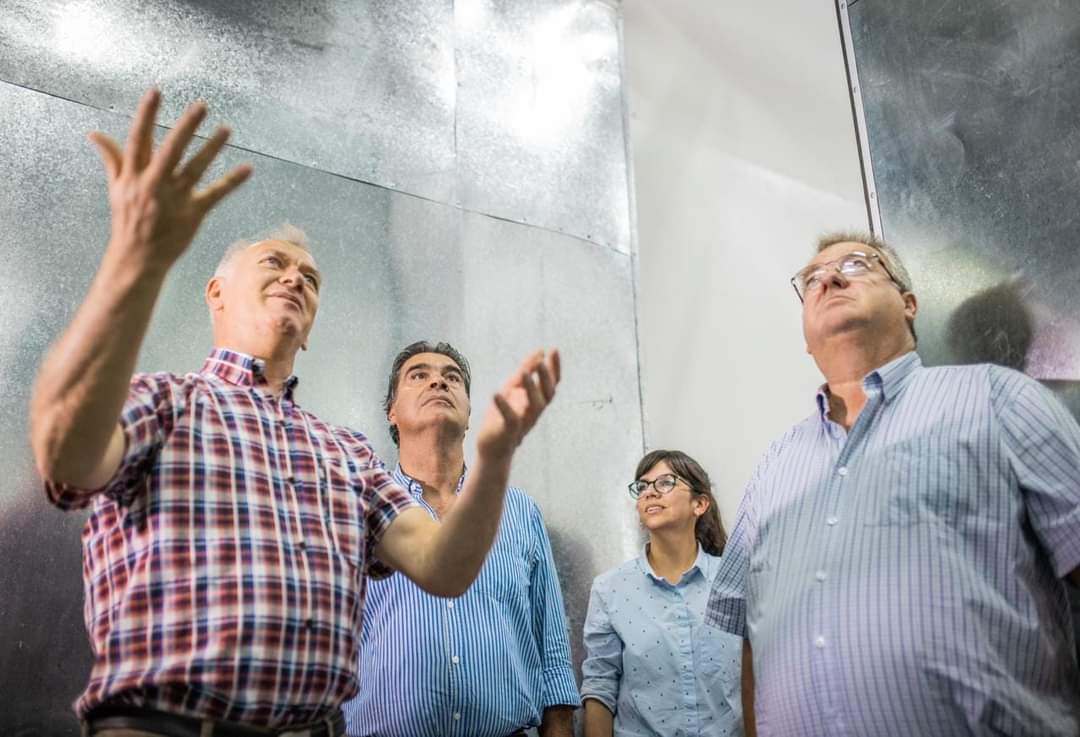 CAPITANICH RECORRIÓ LA OBRAS DEL FRIGORÍFICO MUNICIPAL DE MIRAFLORES. 