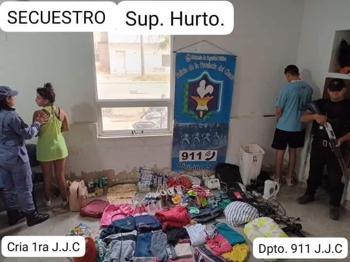 J.J CASTELLI: GRACIAS AL RÁPIDO ACCIONAR POLICIAL LOGRAN RECUPERAR ELEMENTOS ROBADOS. 