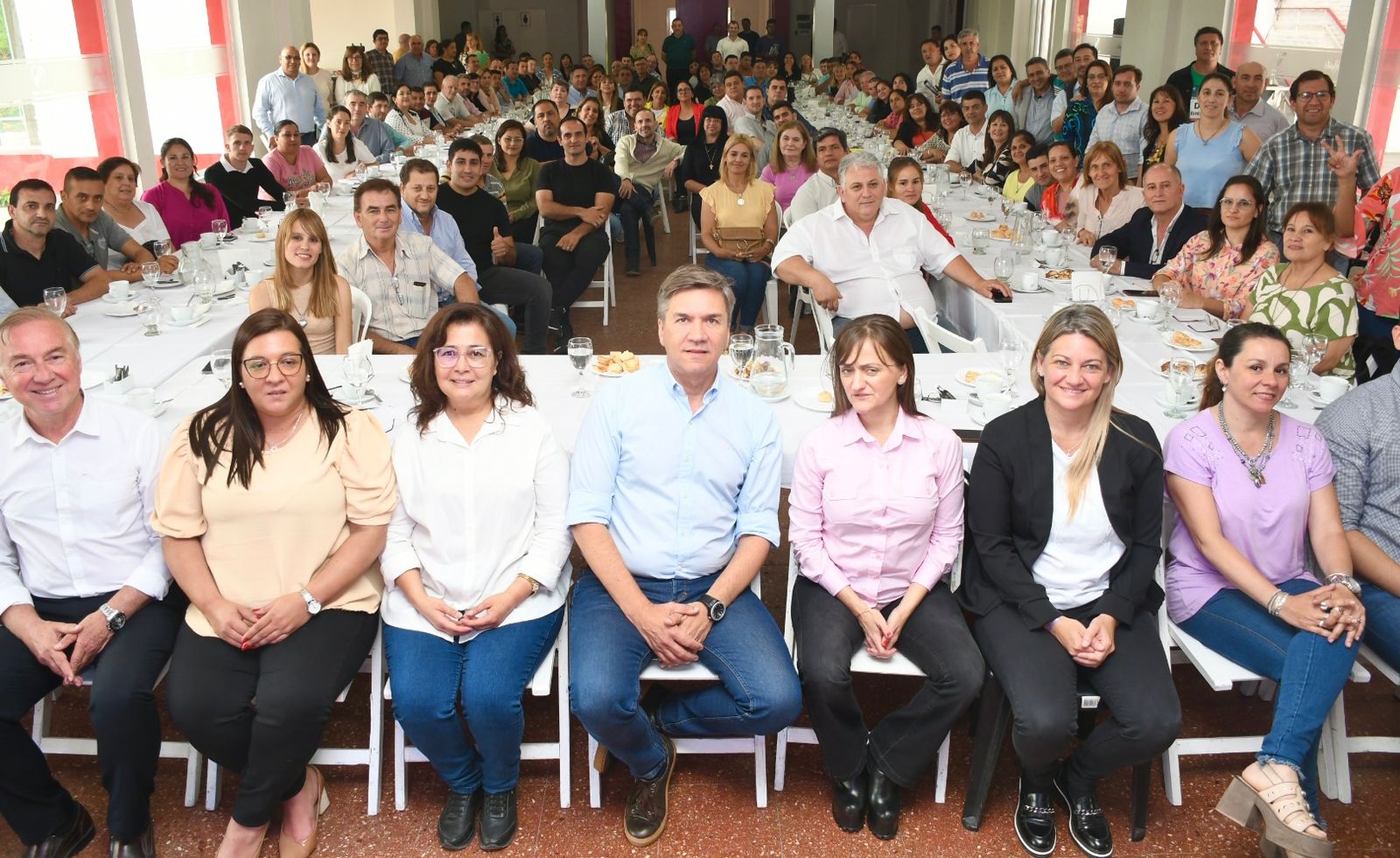 ZDERO CON EL FORO DE CONCEJALES ELECTOS Y EN FUNCIÓN, DE JUNTOS POR EL CAMBIO.