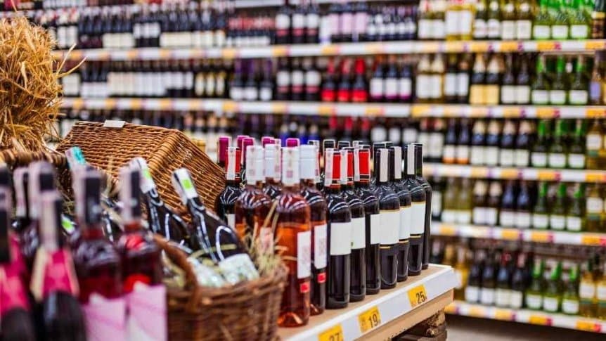 HASTA QUÉ HORA SE PUEDE COMPRAR ALCOHOL HOY, SÁBADO 21, POR LA VEDA ELECTORAL 2023?.