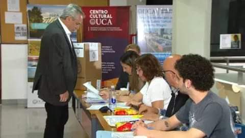 VOTÓ ALBERTO FERNÁNDEZ: 