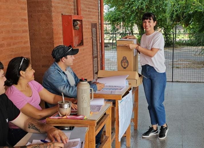 ANALIA RACH QUIROGA: 