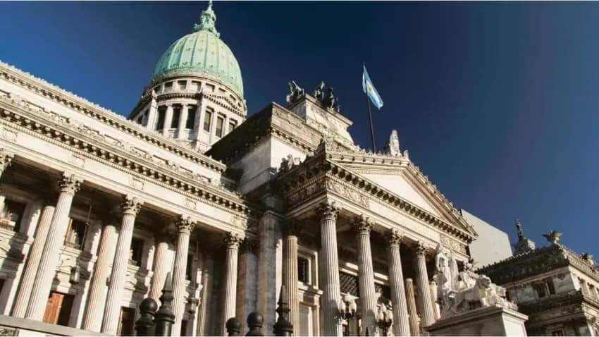 UxP y JxC PERDIERON BANCAS EN DIPUTADOS Y LLA SUMÓ MAS DE 30 EN EL SENADO, EL OFICIALISMO QUEDÓ CERCA DE TENER QUORUM.
