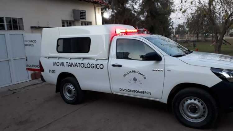 UN HOMBRE MURIÓ APLASTADO MIENTRAS AYUDABA A CAMBIAR LA CUBIERTA DE UN COLECTIVO.