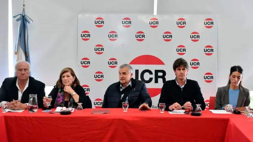 DESDE LA UCR ARREMETIERON CONTRA BULLRICH Y MACRI TRAS EL ACUERDO CON MILEI: 