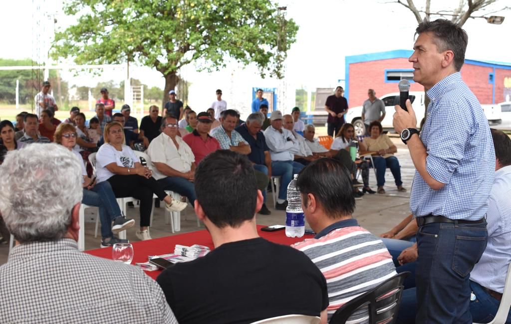ZDERO Y LOVEY JUNTO A PRODUCTORES EN QUITILIPI.